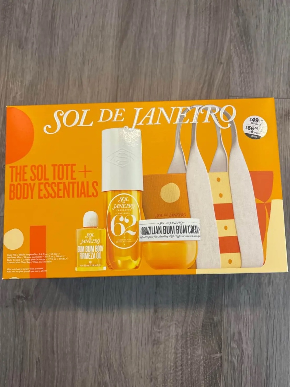 NEW Sol de Janeiro Yellow Tote + Body Essentials Set